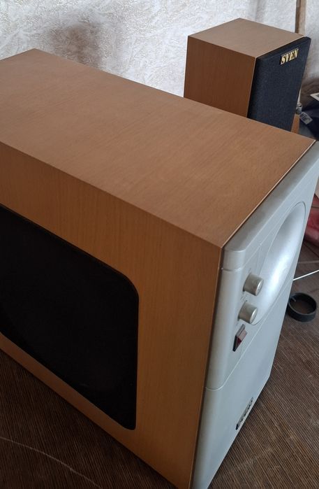 Сабвуфер Sven SPS-848 (аудио колонка)