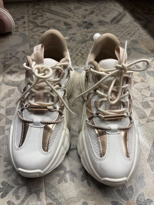 Обувки/ маратонки Steve Madden 36 номер