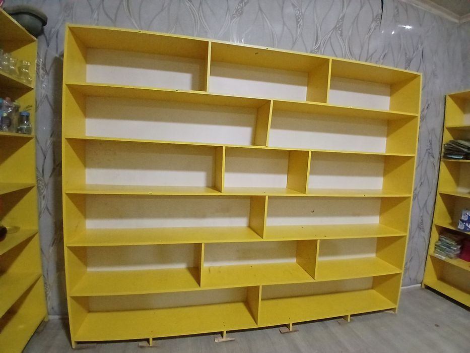 Продам три полки