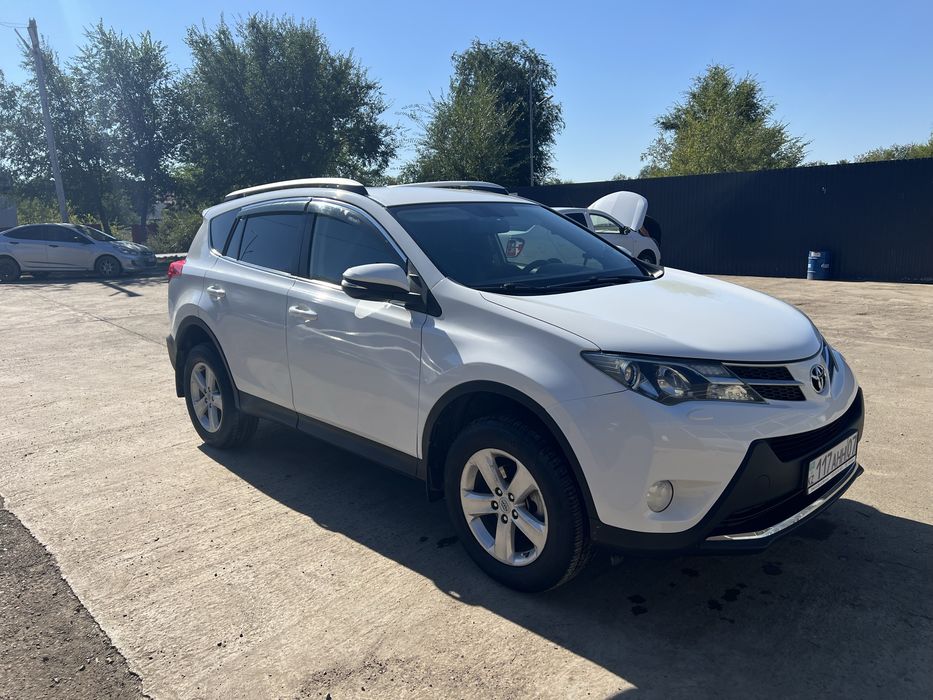 Продам RAV 4 2014