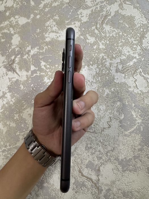 iPhone 11 ochilmagan