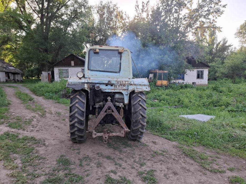 Трактор   МТЗ 80