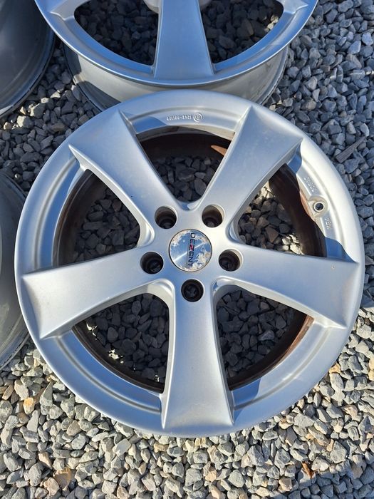 5x112.17.цола.6 1/2j ET33 Dezent