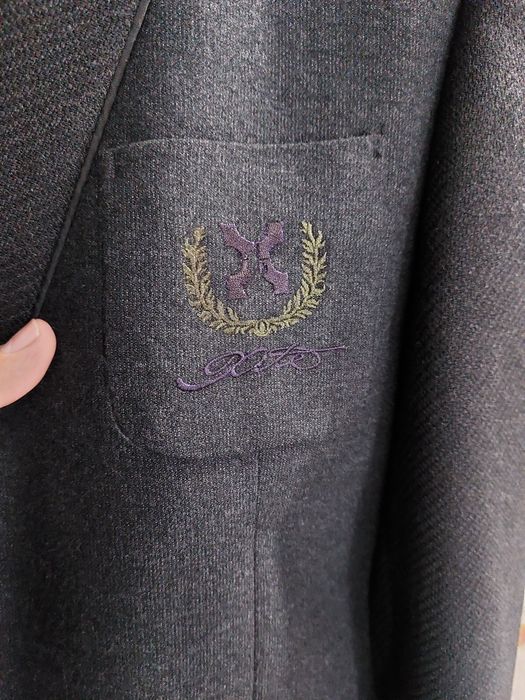 Пиджак новый темно серый