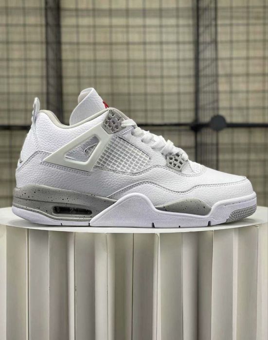 Nike Air Jordan 4 Retro "White Oreo"