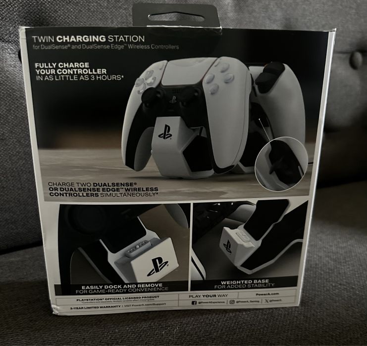 PowerA Twin Charging Station за PS5 - като нова