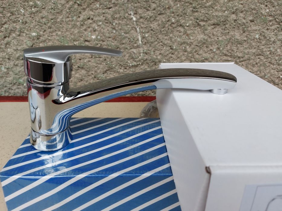 Стоящ смесител за кухня FITto