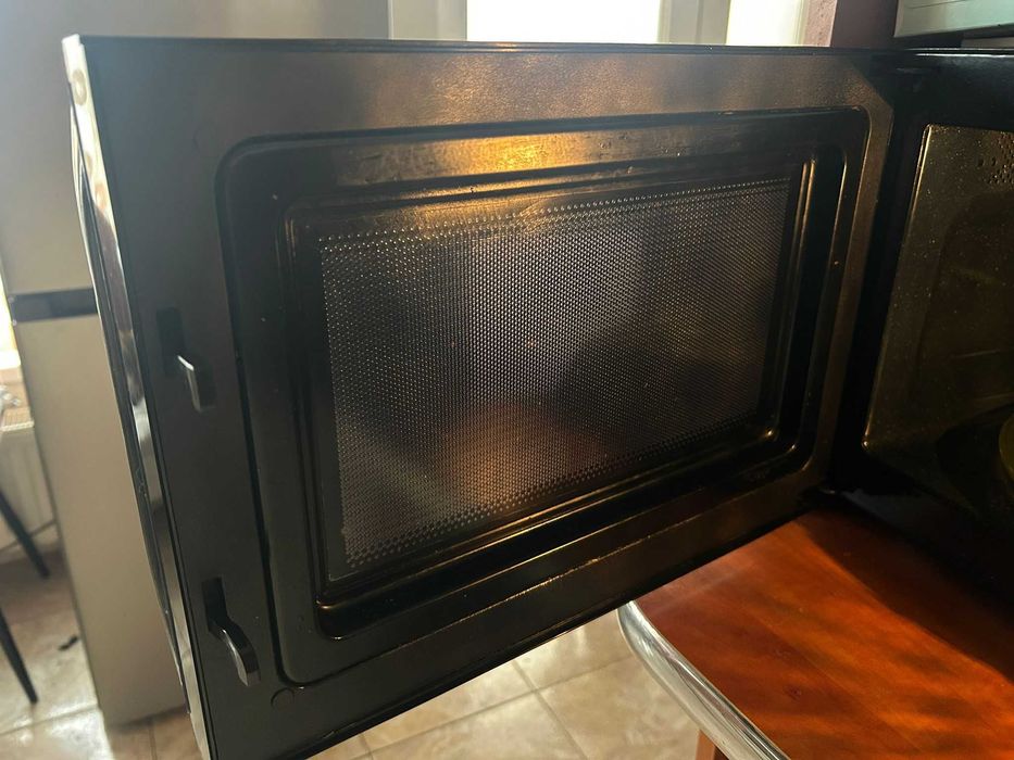 Cuptor cu Microunde Samsung, interior ceramică, stare f bună