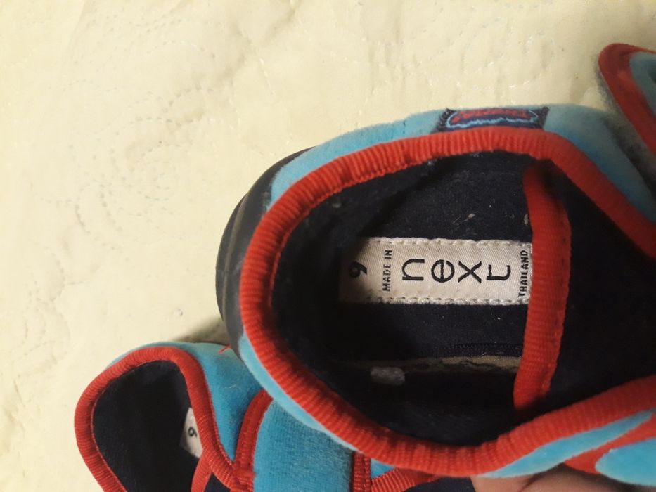 Botosei băieți, mărimea 9