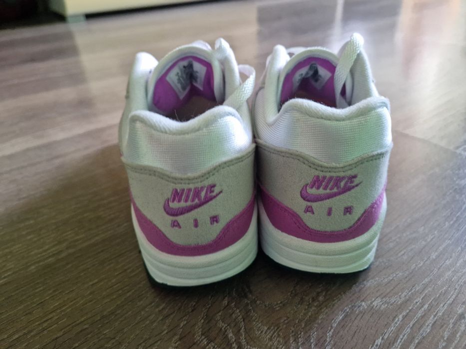 Оригинални Дамски Маратонки