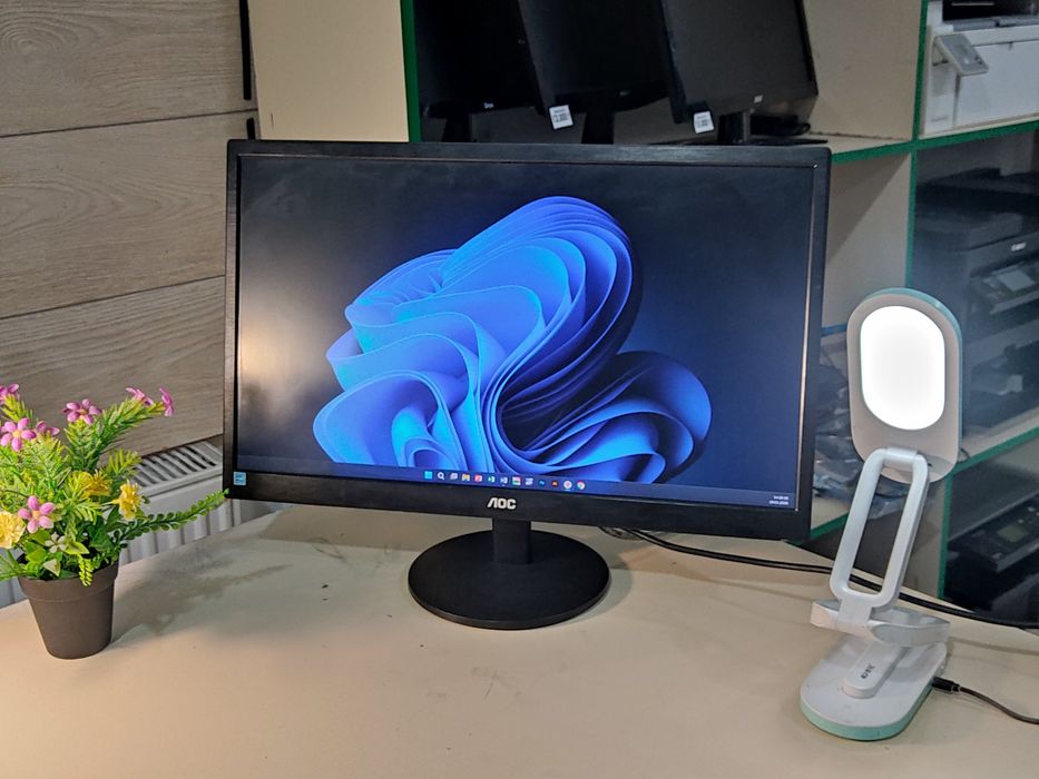 монитор 22 диагональ AOC в идеале