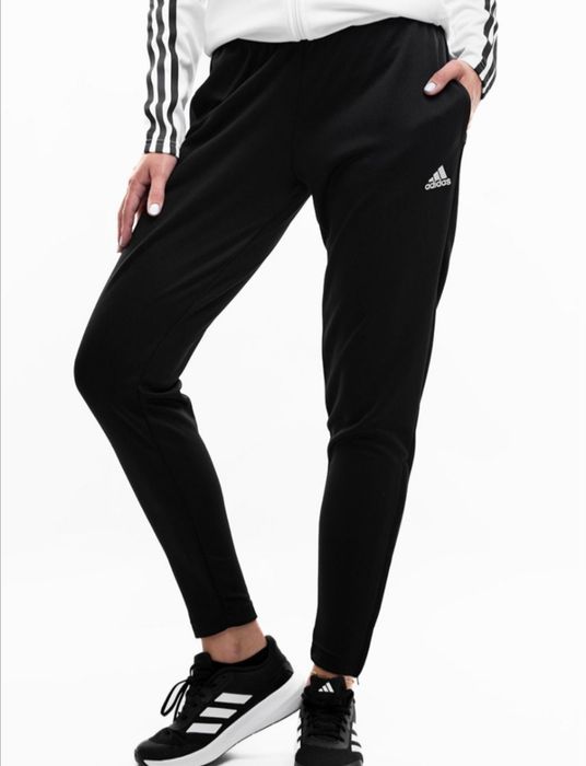 Pantaloni femei entrada 22