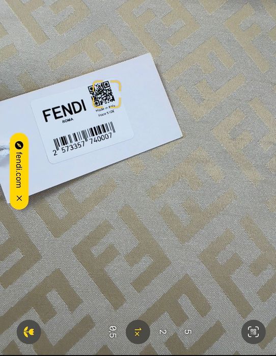 Fendi-Чисто нов дамска автентичен копринени шал