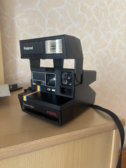 Камера poloroid 635cl
