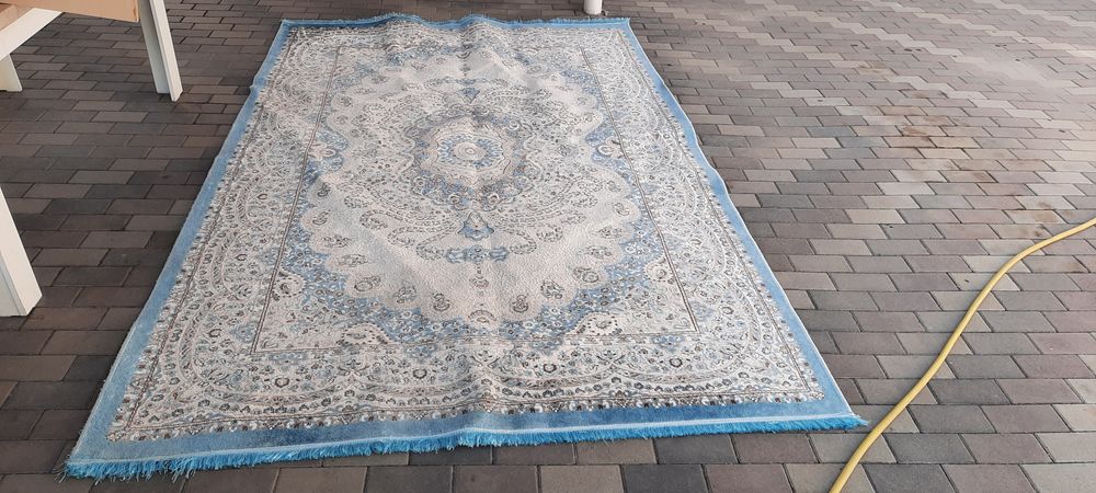 Продам ковер за12000