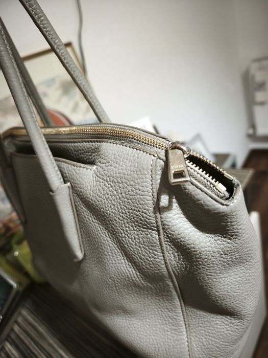 Furla Tote foarte frumoasă!
