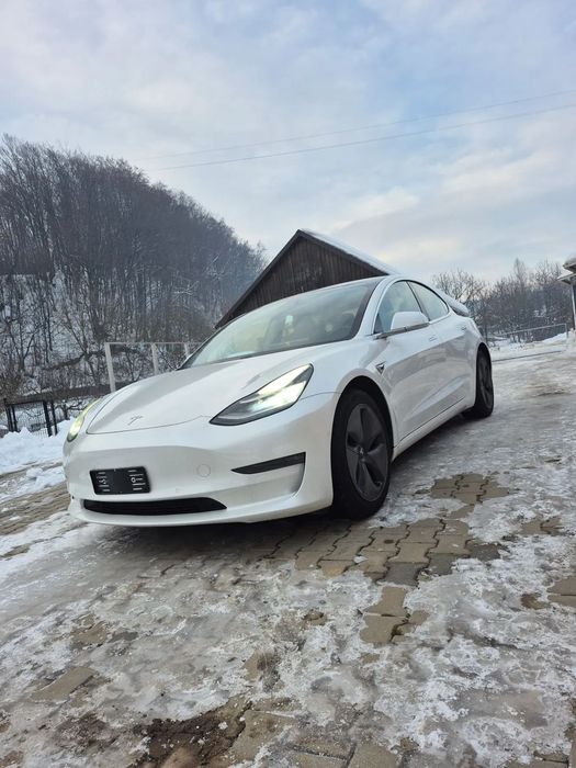 Tesla Model 3 Import italia