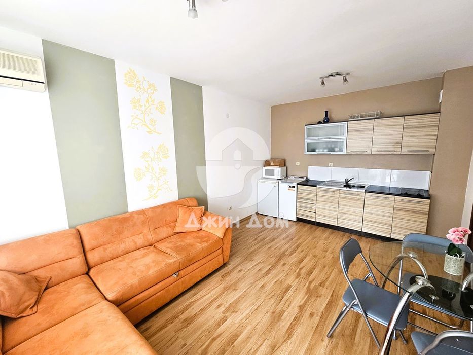 Продава се Двустаен апартамент в Свети Влас - 57 кв.м за 1386 €/кв.м - Снимка #1