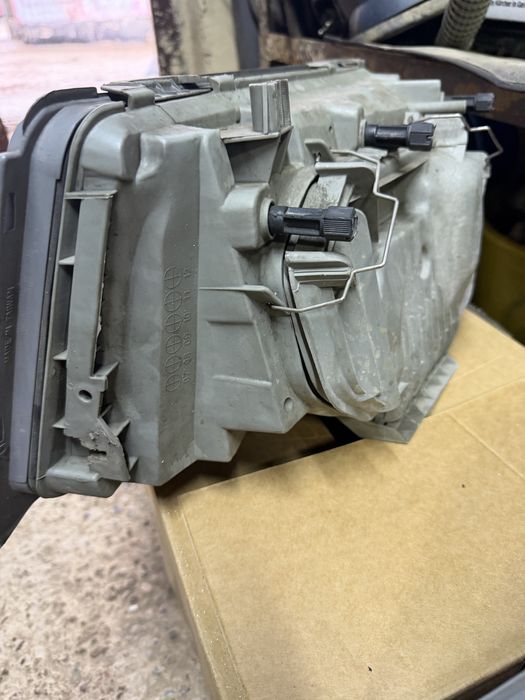 Фары W124 рестайлинг