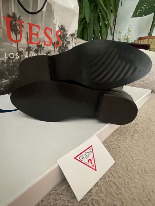 Оригинални ботуши Guess