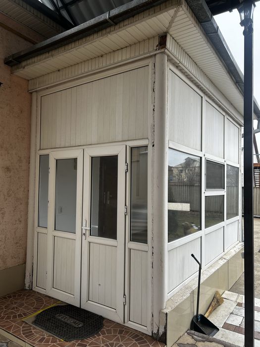 Пластик есик терезелер бу