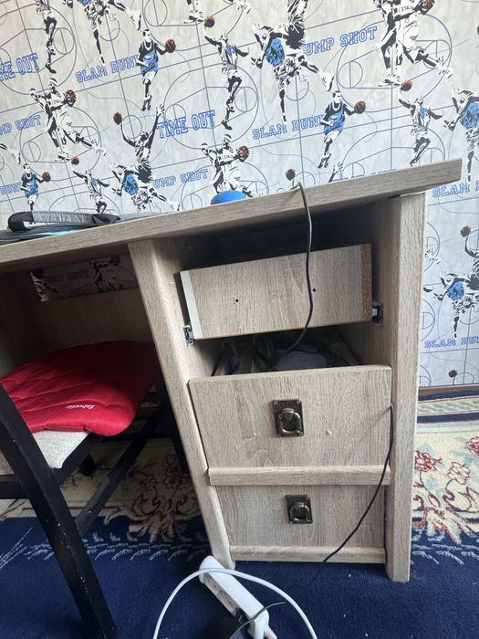 Комплект стол, 2 шкафа