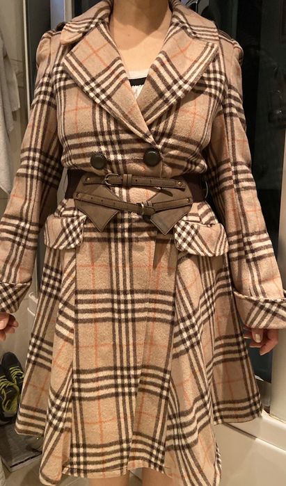 Продам  демисезонное пальто