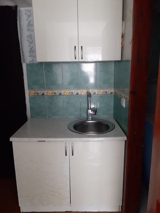 Продам общежитие 1 комнатную