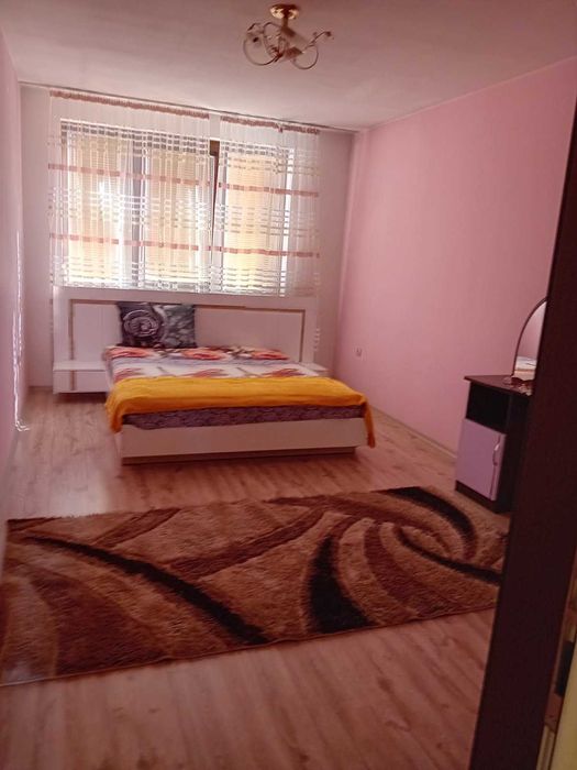 Дава се под наем Двустаен апартамент в Петрич - 86 кв.м за 35.7 € - Снимка #4