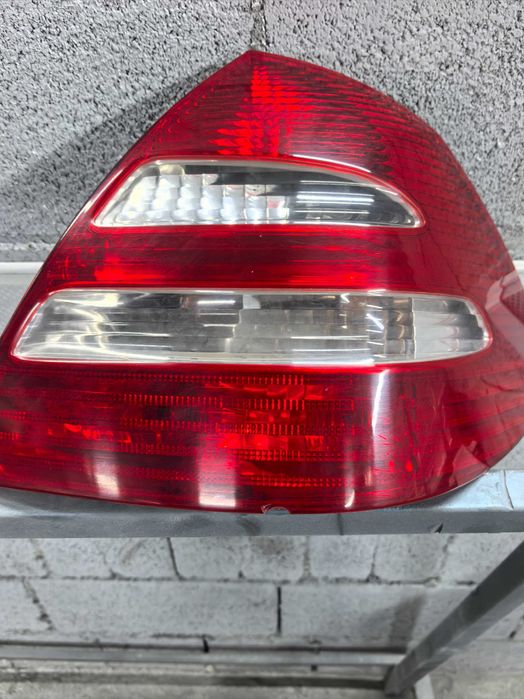 Задние фонари Мерседес 211