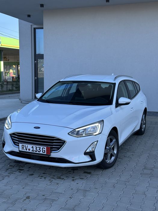 FORD Focus 2019 — imagine 3