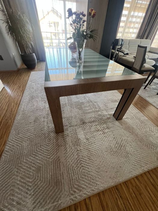 Set dining elegant – 6 scaune aproape NOI + masă modernă