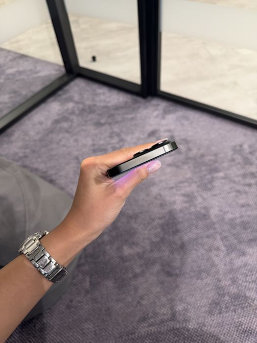 iPhone 15 Pro, 128 GB