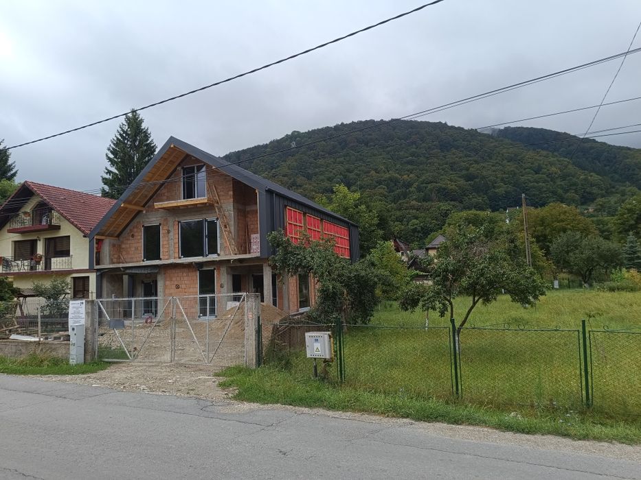 Acoperișe  Jgheaburi Accesorii