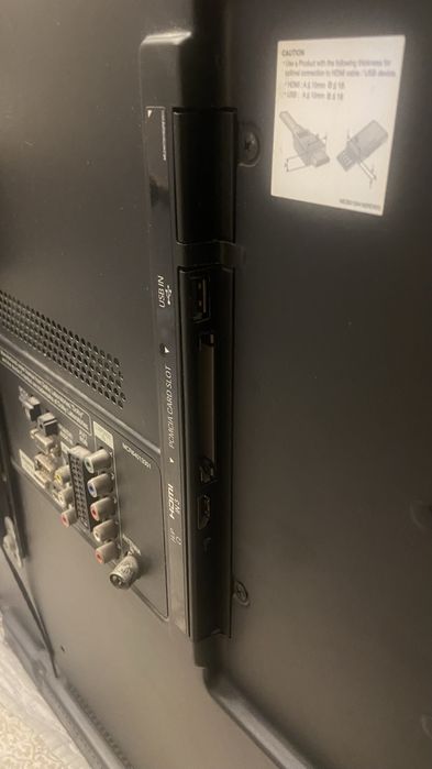 Продам телевизор LG , б/у