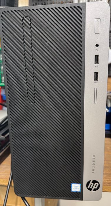 Продавам компютър HP Prodesk 400 G4 MT