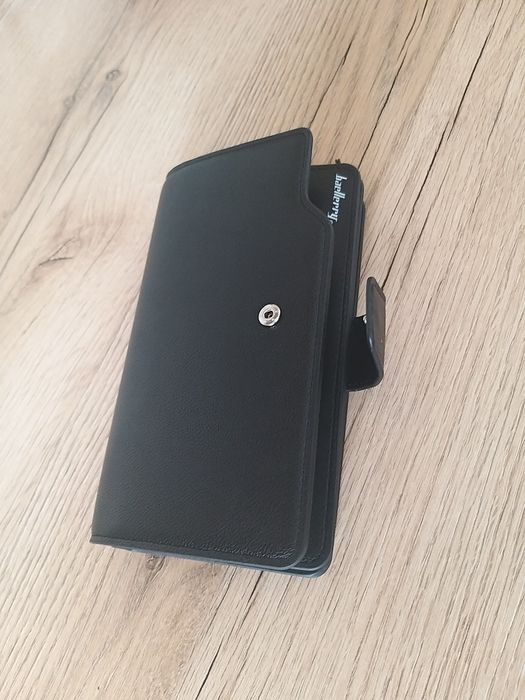 Продам новое Партмоне. Клач