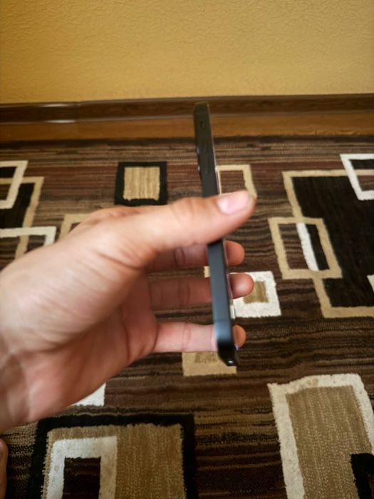 Iphone xs 17 pro black edition qilingan