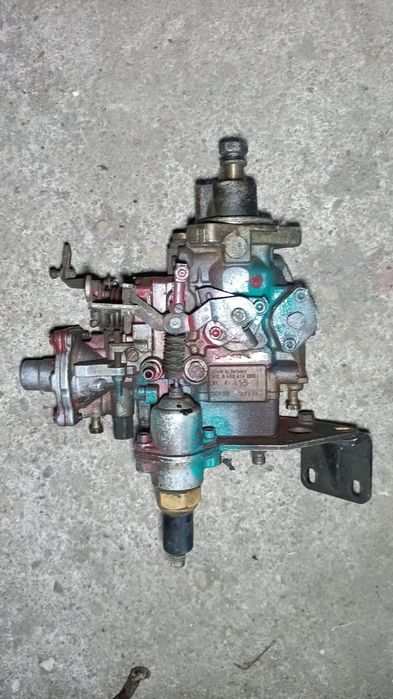 Pompa injectie Ford Transit 2.5 D