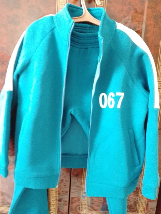 Спортивки с ночёсом.