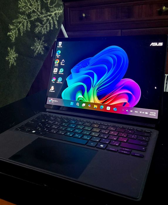 Laptop ASUS ProArt PZ13 с гаранция и touchscreen with pen