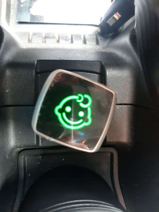 Anti uitat copilul in masina