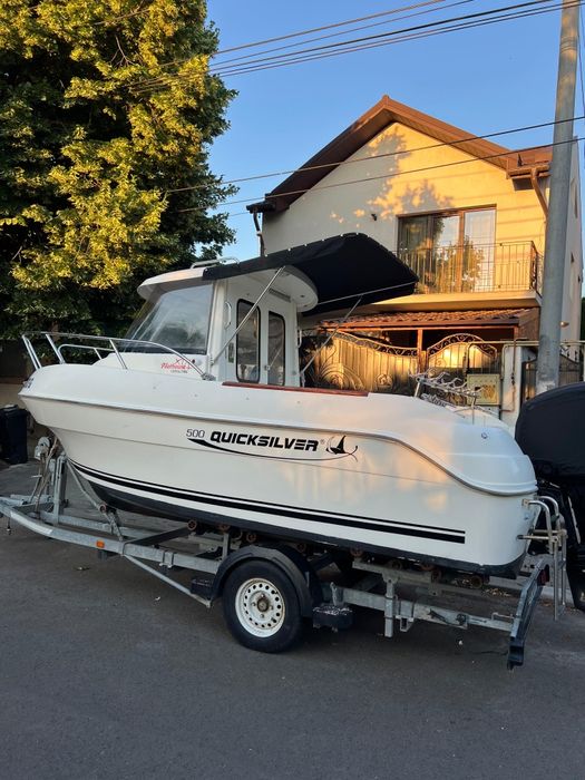 Barca quicksilver pilothouse