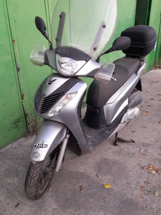 Хонда СХ (Honda SH) 50,125,150,300 на части