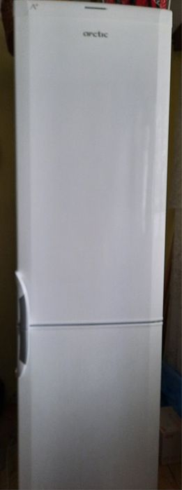 Frigider congelator Arctic