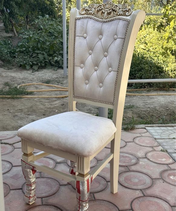 Новые стулья