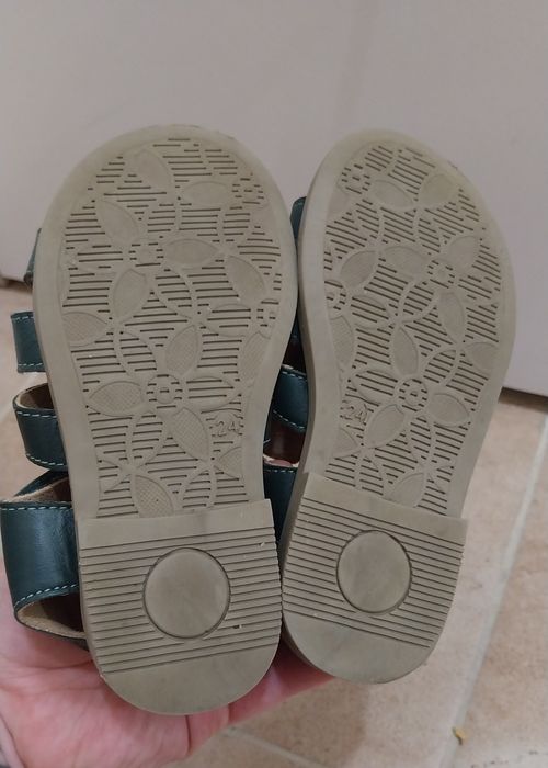 Детски кожени сандали 24