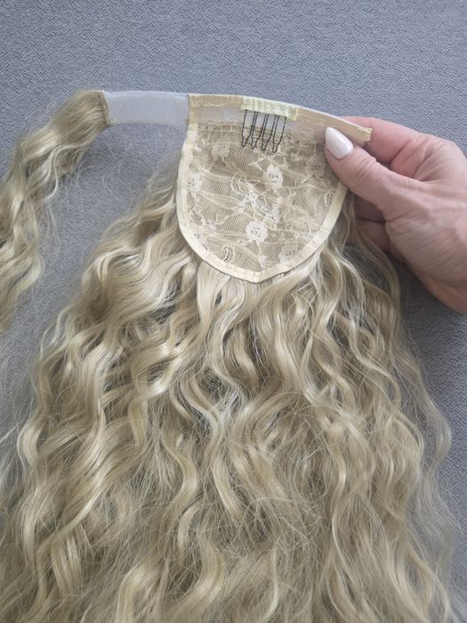 Чисто нова руса опашка на вълни