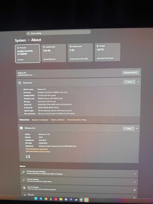 PC gigabyte RTX 4060 + monitor lg + scaun gaming corsair