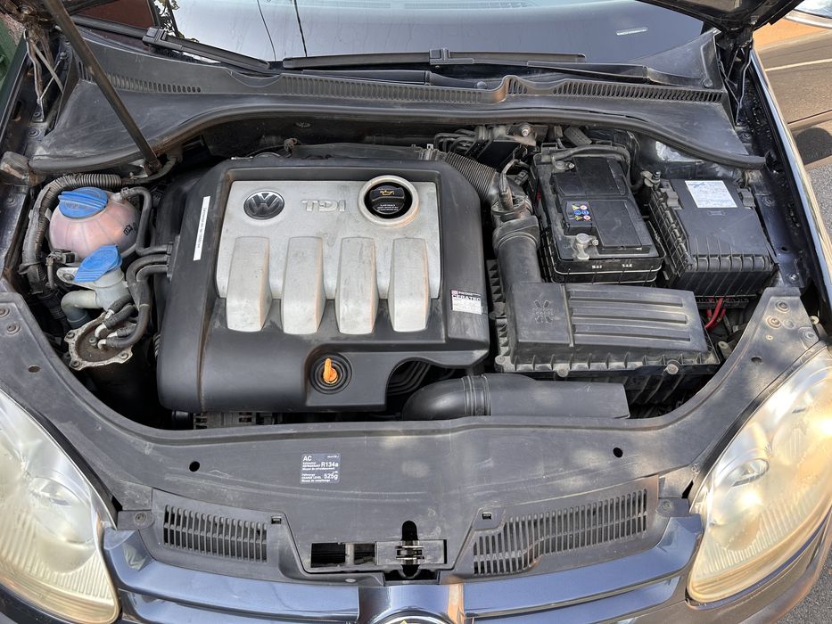 Vand Volkswagen Golf V  1.9 Diesel 105 CP
